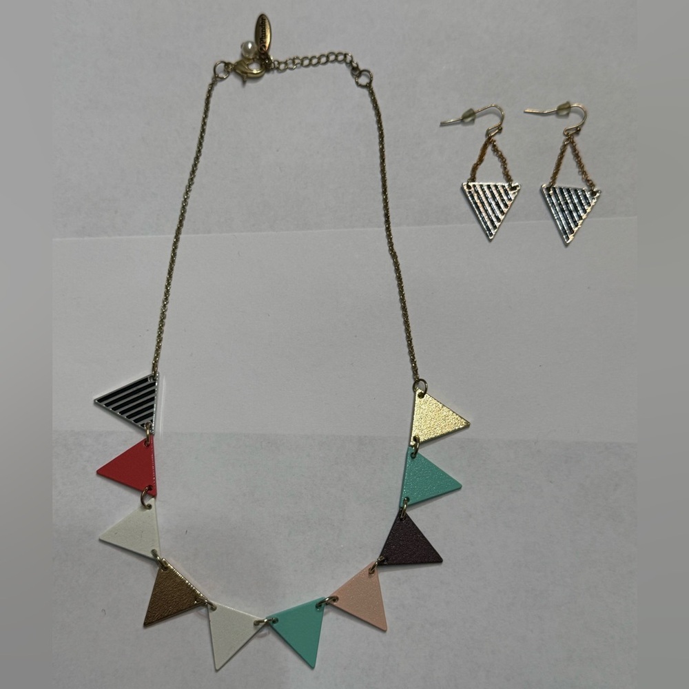 Plunder Multicolor Triangle Necklace and Earring Set
